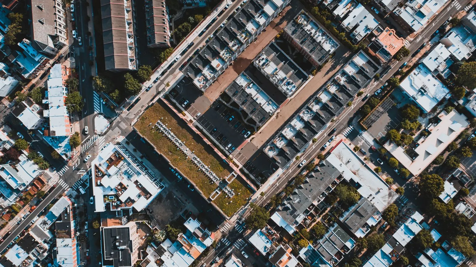 Aerial view of Philadelphia rowhouse blocks and streets