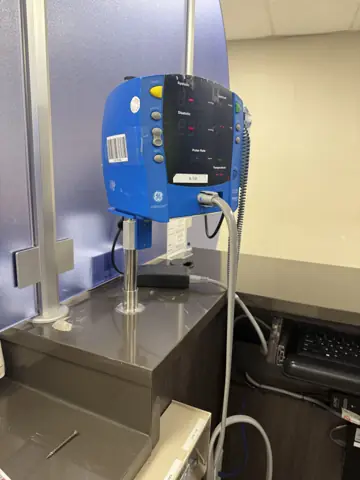 Commercial kitchen equipment install